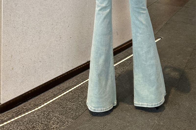 Jeans Rise High Flared Washed Cutout