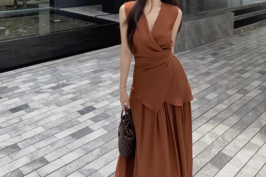 A-Line Plain Elastic Skirt Tank + Top Asymmetrical V-Neck Set: Waist Maxi
