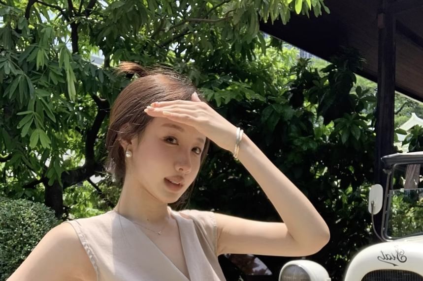 A-Line Plain Elastic Skirt Tank + Top Asymmetrical V-Neck Set: Waist Maxi