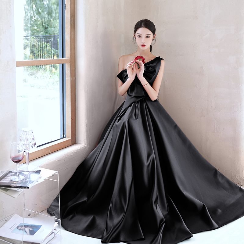 Sleeveless A-Line Plain Gown Evening Bow One-Shoulder