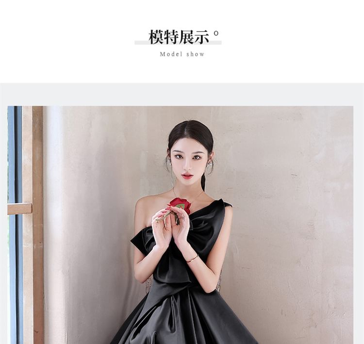 Sleeveless A-Line Plain Gown Evening Bow One-Shoulder