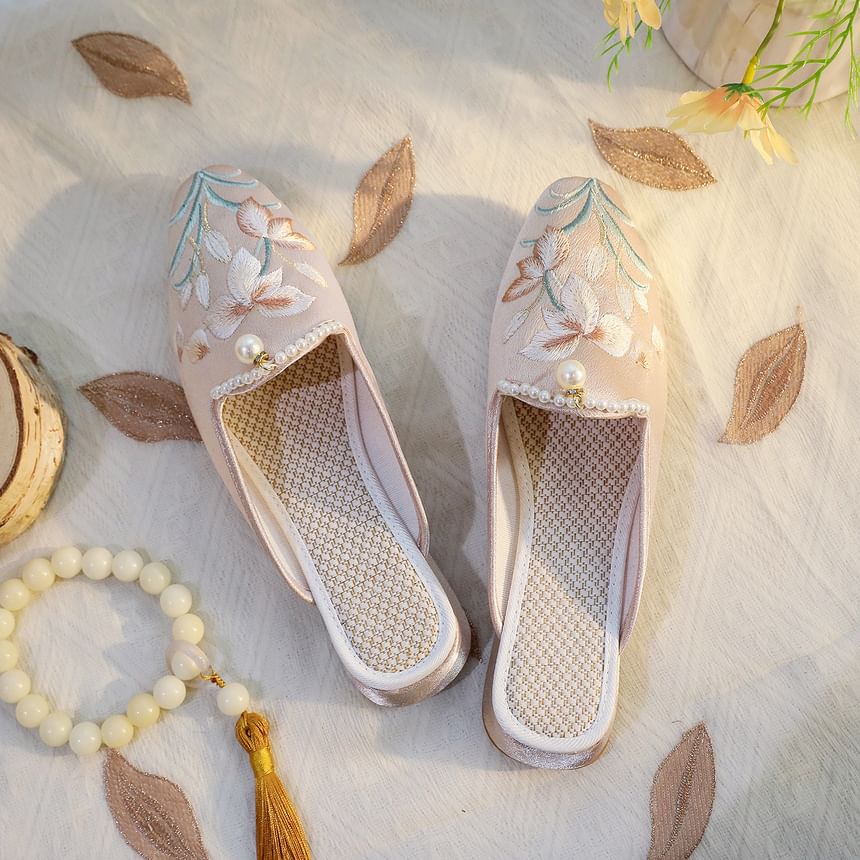 Floral Faux Mules Embroidered Pearl