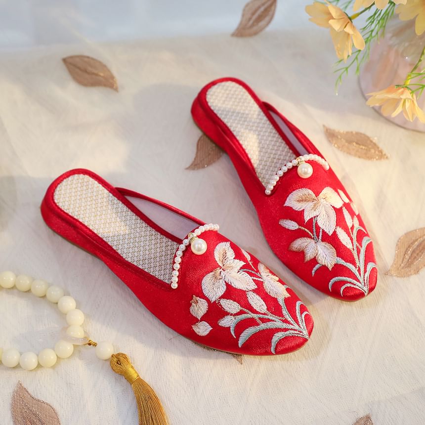 Floral Faux Mules Embroidered Pearl