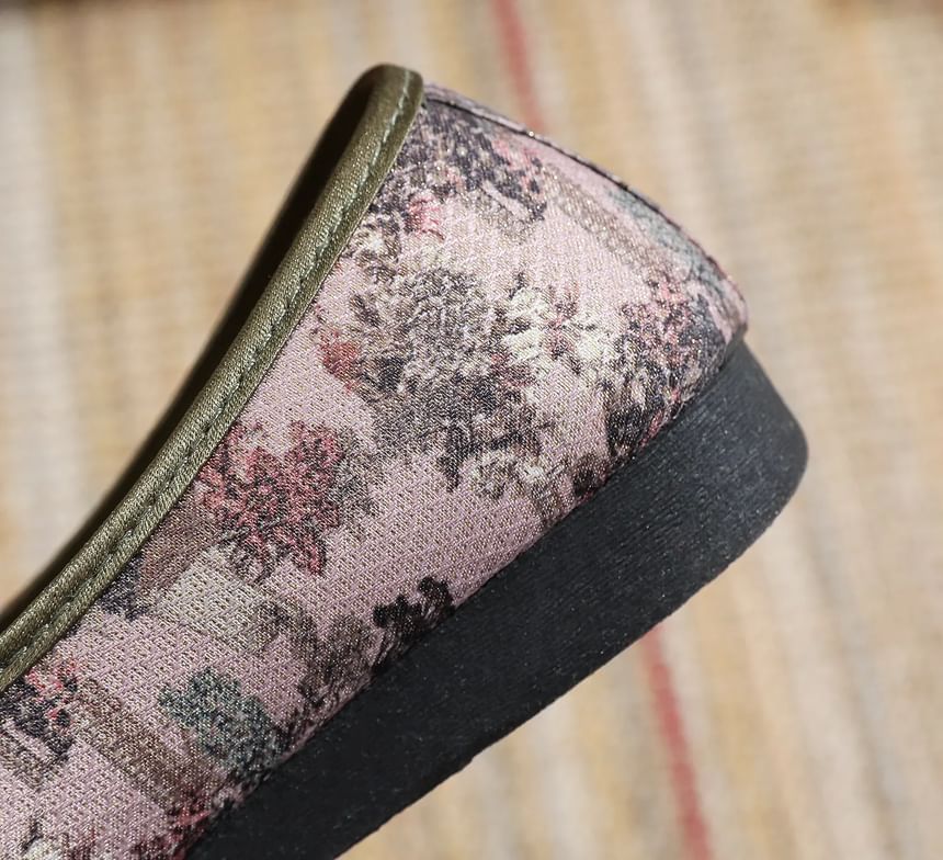 Flats Print Panel Floral