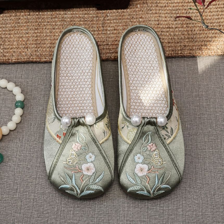Floral Pearl Mules Embroidered Faux