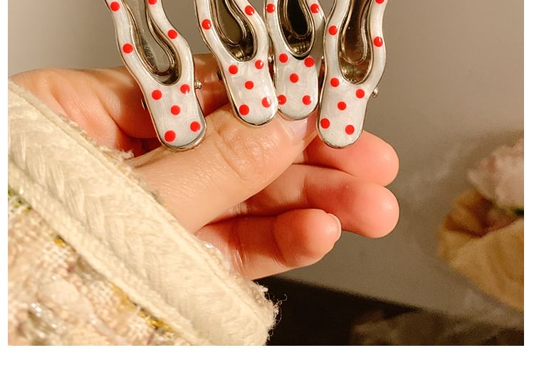 2: Set Hair of Dotted Clip