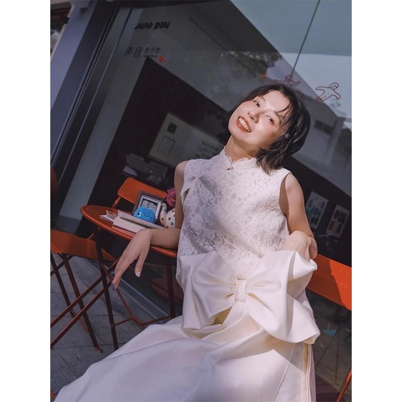 Stand Sleeveless Plain Gown Bow Lace Collar A-Line Panel Evening