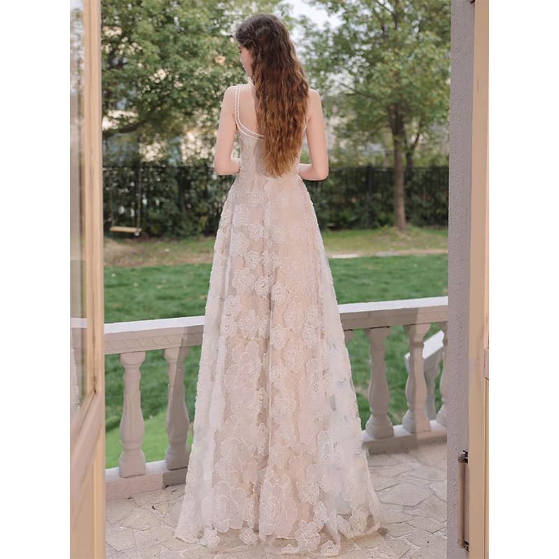 Sleeveless Neck Gown Plain Wedding A-Line Jacquard Square