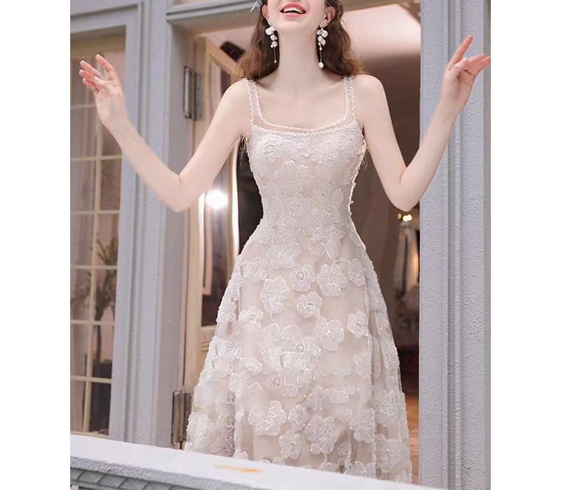 Sleeveless Neck Gown Plain Wedding A-Line Jacquard Square