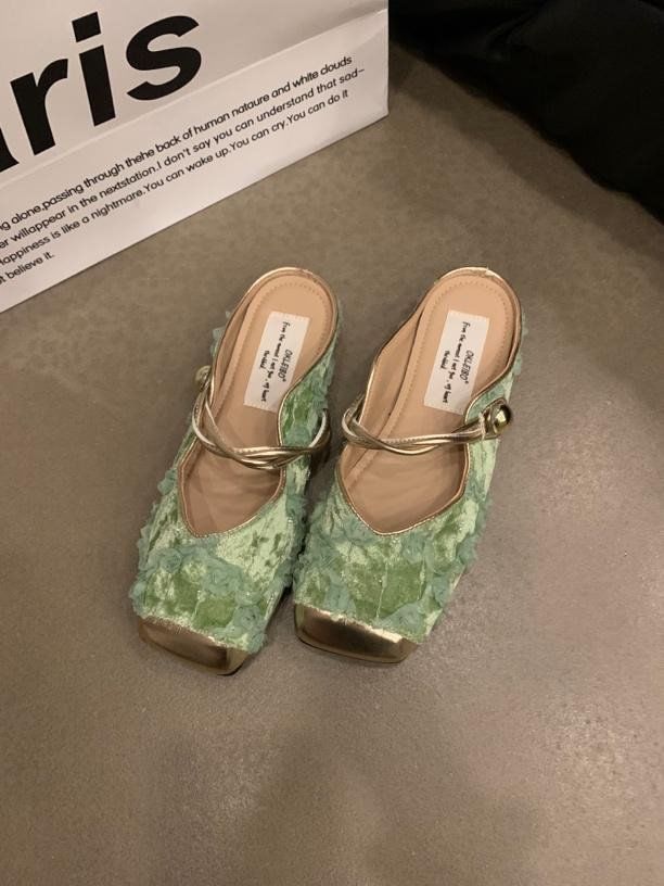 Toe Jane Mary Cap Mules