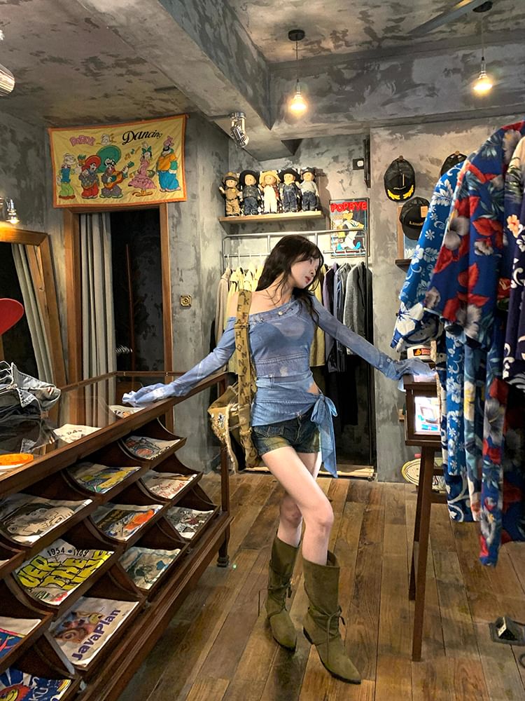 Long-Sleeve Print Crop Neck Asymmetrical Slim Fit Tee