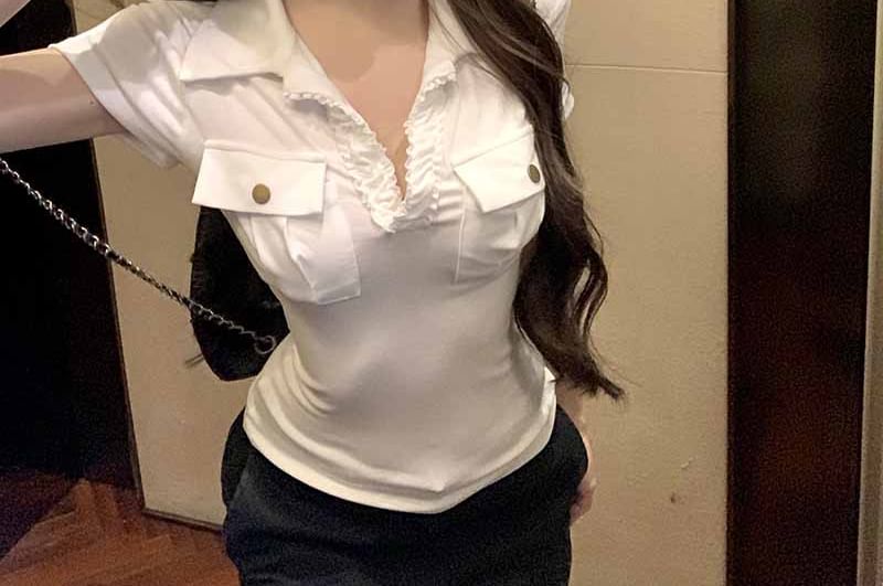 Plain Collar Short-Sleeve Slim Tee Fit