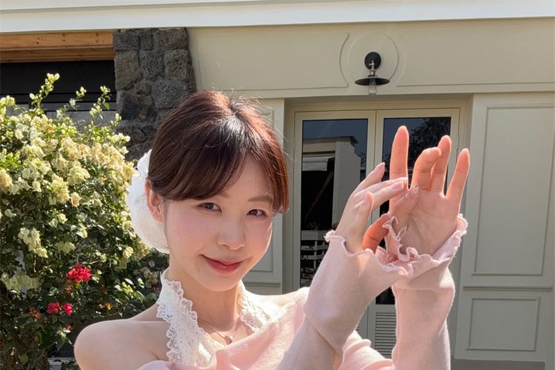 Panel Slim Two-Piece Halter Fit Mock Tee Long-Sleeve Lace