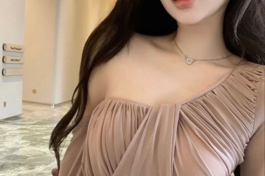 Asymmetrical Off-Shoulder Neck Plain Long-Sleeve Ruched Blouse