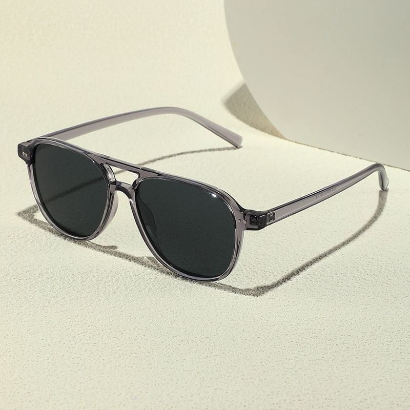 Plastic Sunglasses Aviator