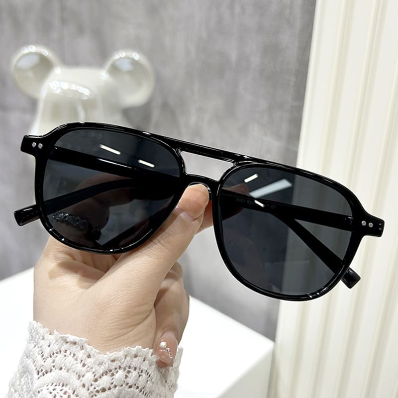 Plastic Sunglasses Aviator