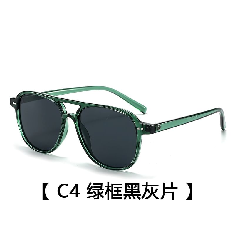 Plastic Sunglasses Aviator