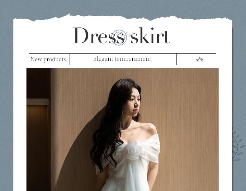 Off-Shoulder Plain Floral Accent Trained Mesh A-Line Wedding Gown