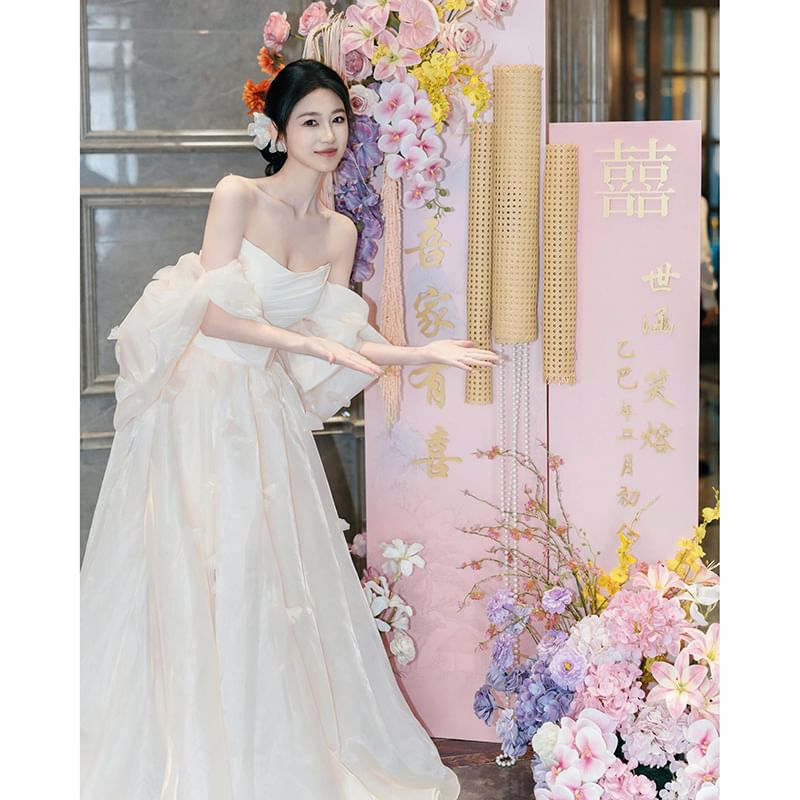 Off-Shoulder Gown Plain Wedding A-Line