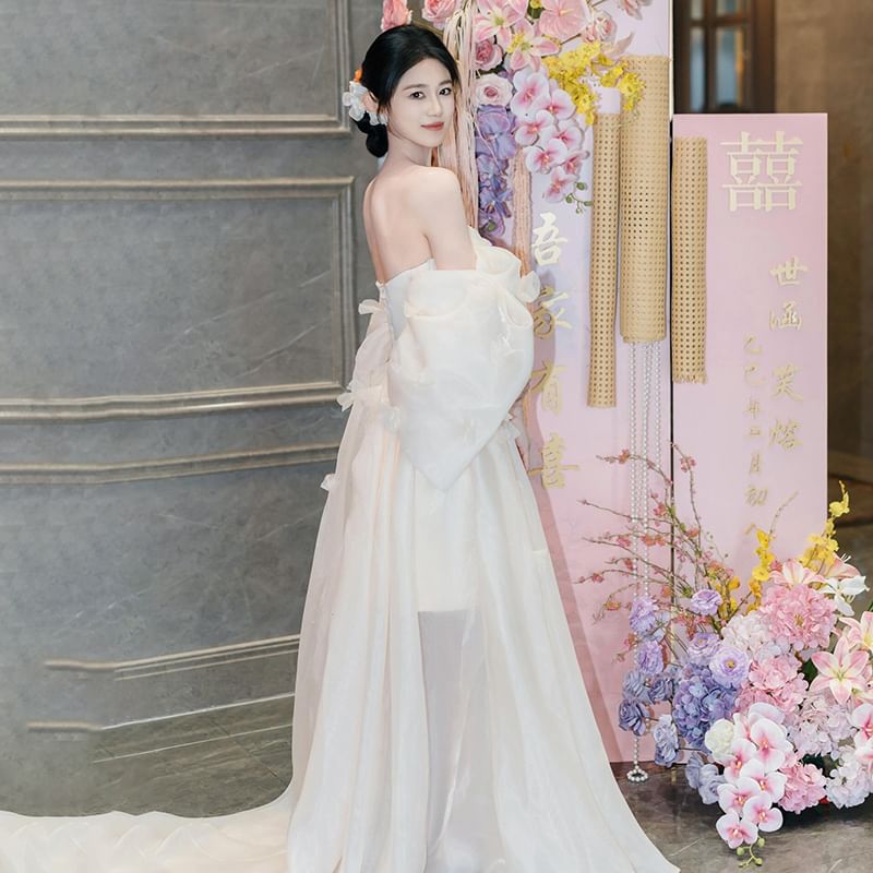 Off-Shoulder Plain A-Line Wedding Gown