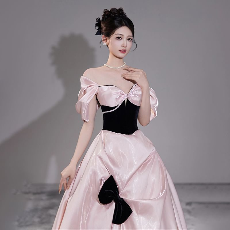 Off-Shoulder Two Tone Bow Accent Ruched A-Line Evening Gown