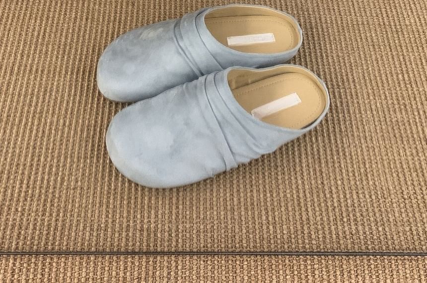 Plain Mules
