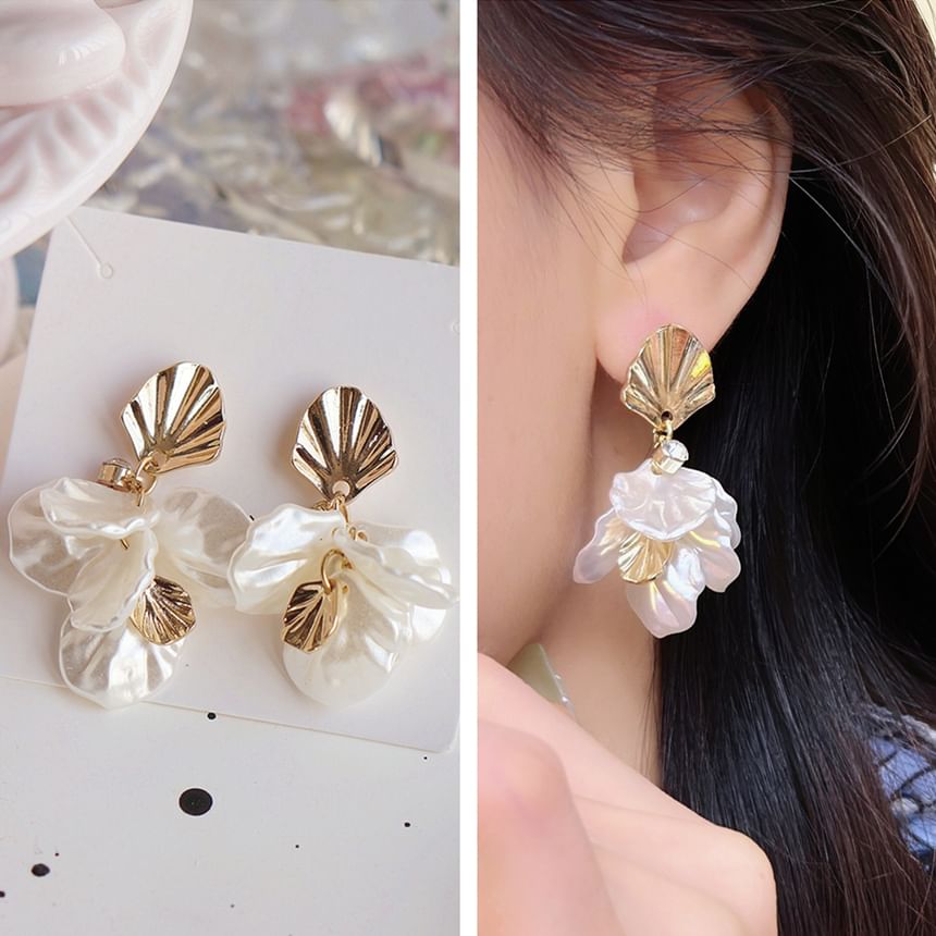 Clip-On / Earring Drop Shell Fringed