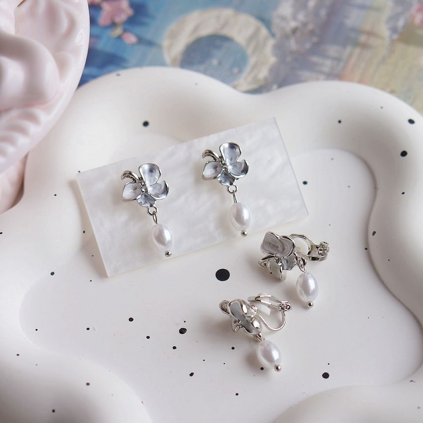 Butterfly / Faux Drop Pearl Earring Clip-On