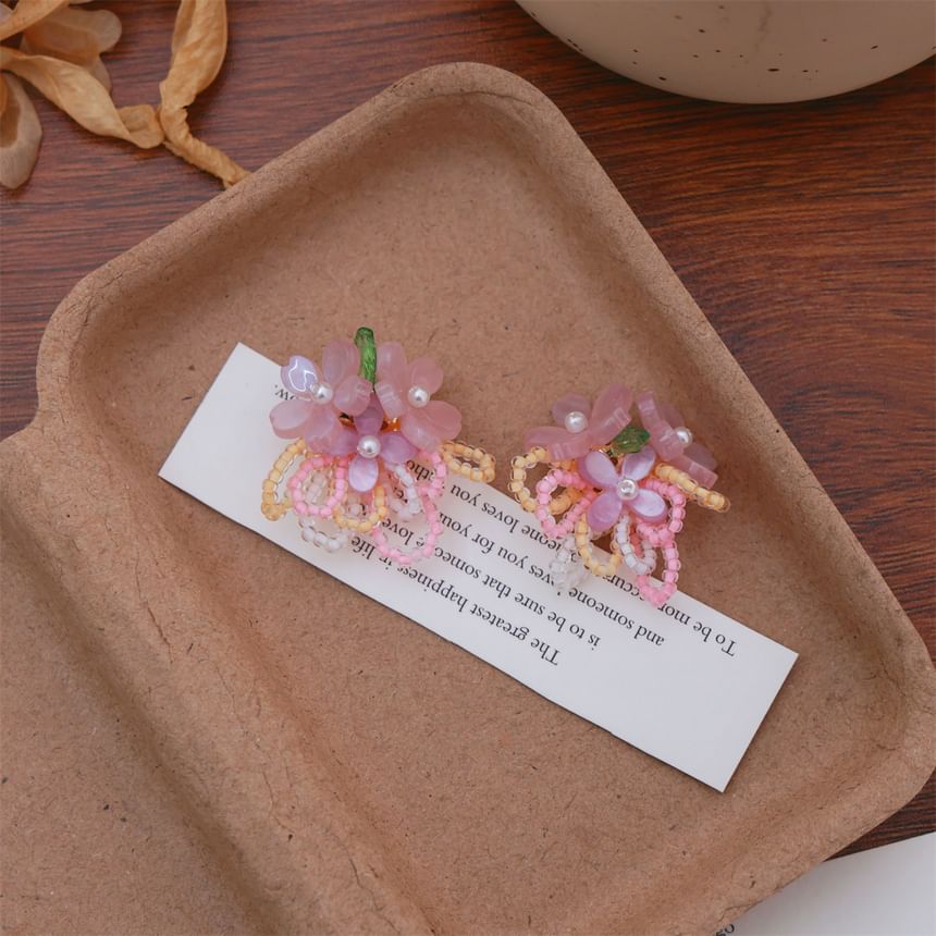Faux Pearl Flower Ear Beaded Earring / Stud Clip-On