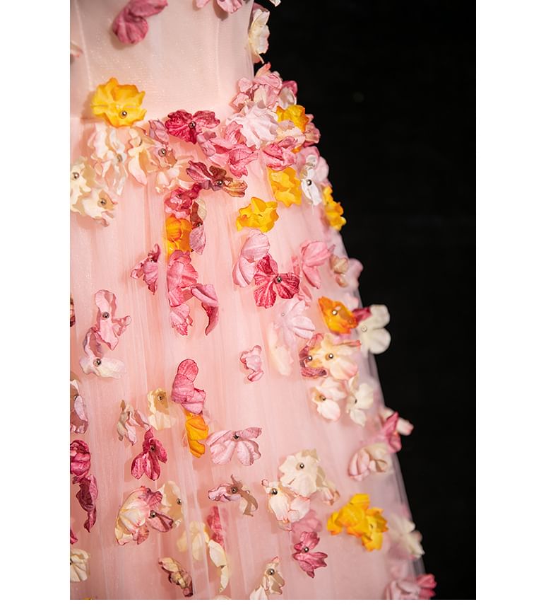 Evening A-Line Mesh Floral Applique Spaghetti Gown Strap