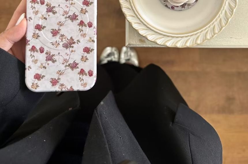 Case (Compatible MagSafe) with Floral Magnetic Phone