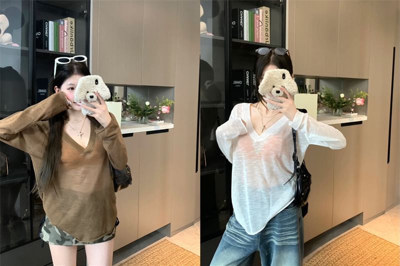 Top Long-Sleeve V-Neck Knit / Bralette Plain