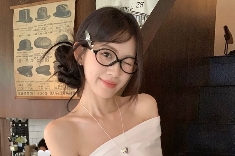 Short-Sleeve T-Shirt Bow Ruched Off-Shoulder Plain Fit Slim