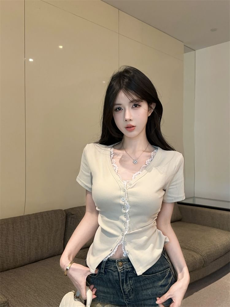 Plain Slim Fit Lace Tee V-Neck Trim Short-Sleeve Button