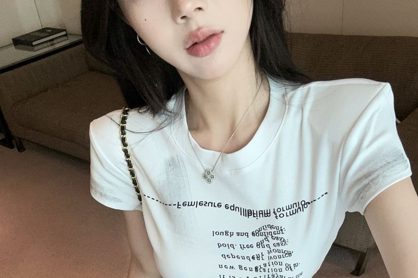 Short-Sleeve Neck Lettering Fit Crew Tee Slim
