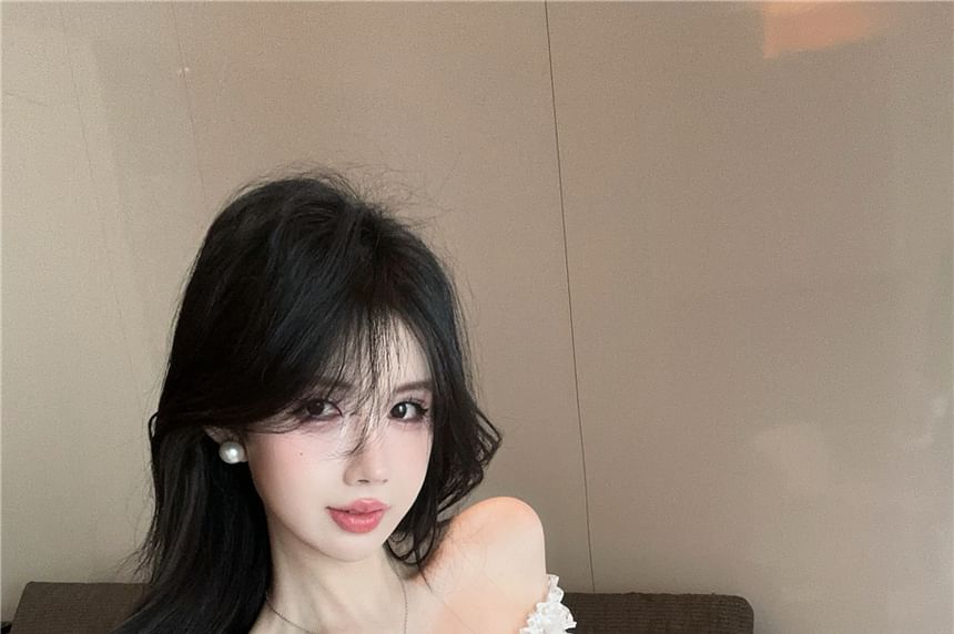 Slim Ruffle Asymmetrical Top Trim Lace Fit Lace-Up Camisole