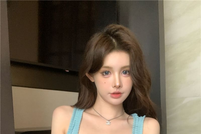 Slim Tank Fit Top Neck Square Rhinestone Frill Trim