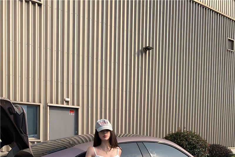 Camisole / Lace Jeans Crop Top Washed Rise Panel Trim Wide Low Button-Up Leg Cargo