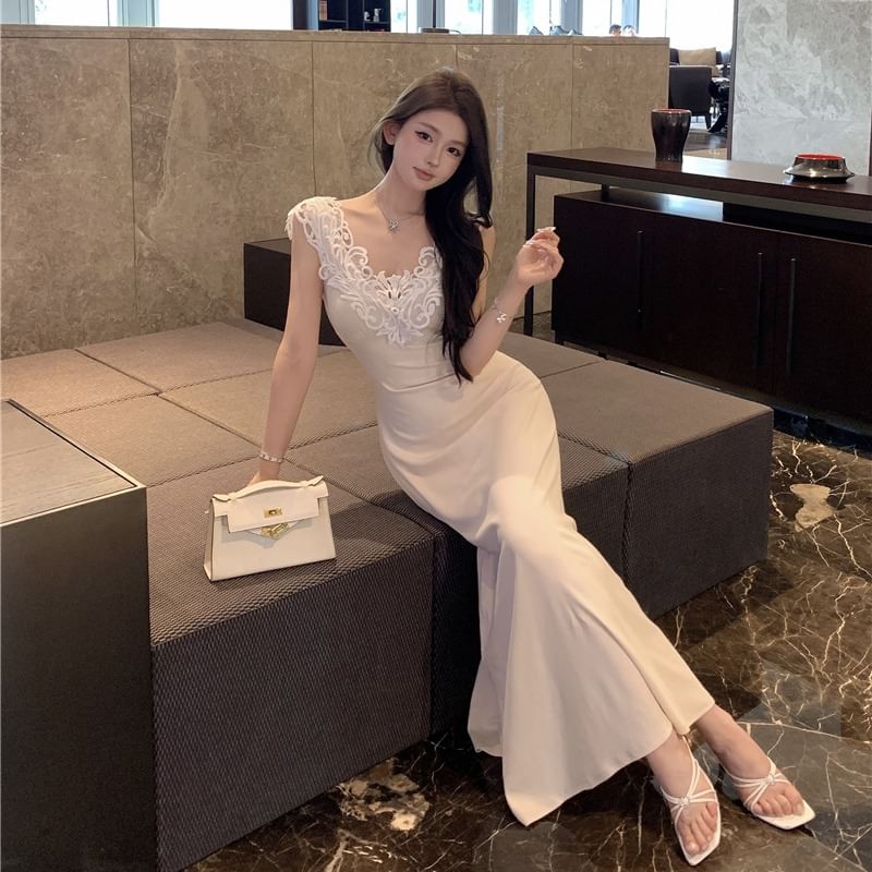 Lace Dress Maxi Panel V-Neck Mermaid Sleeveless