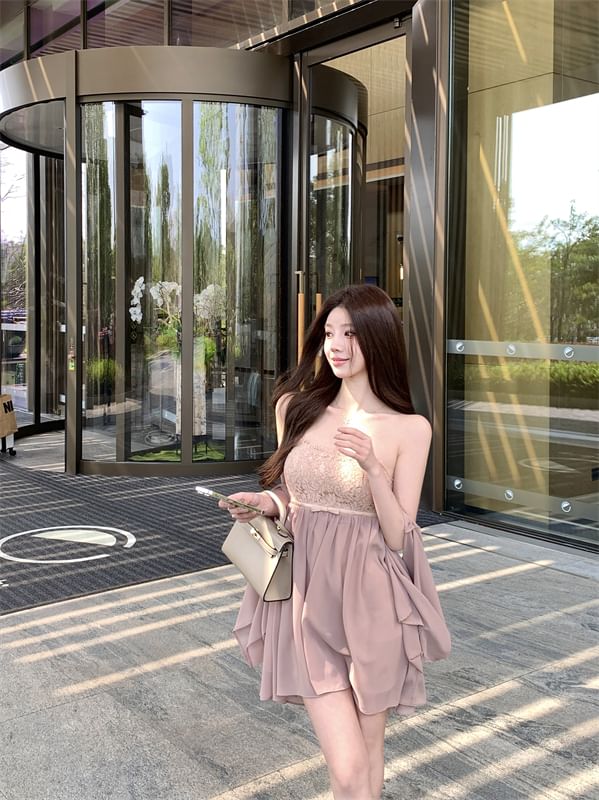 Mini Plain Panel / Dress Accent Lace A-Line Shawl Strapless Bow