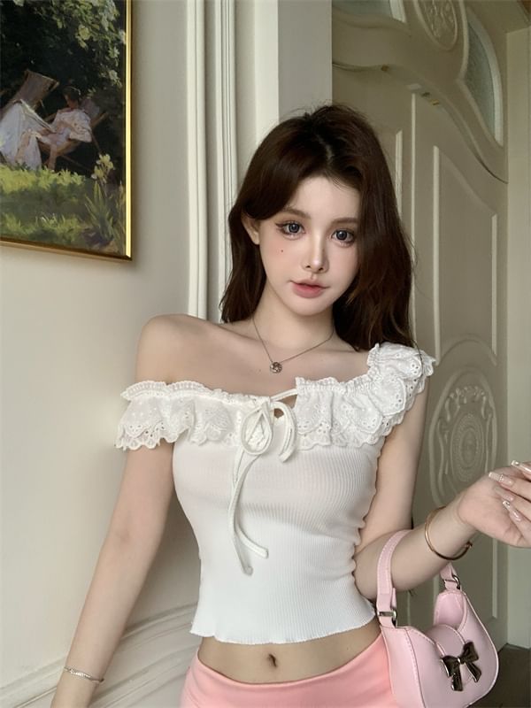 T-Shirt Plain Short-Sleeve Cropped Off-Shoulder Trim Lace