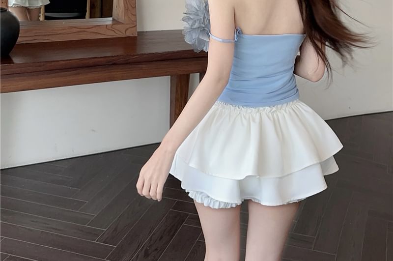 T-Shirt Off-Shoulder Detail Flower Plain