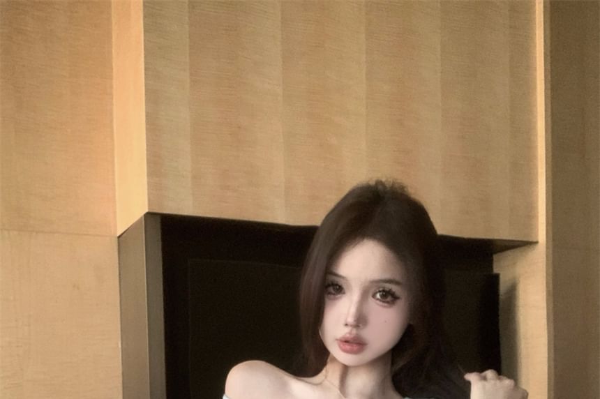 One-Shoulder Plain T-Shirt Short-Sleeve