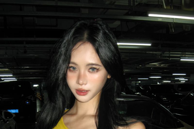 Plain One-Shoulder Tee Cropped Short-Sleeve