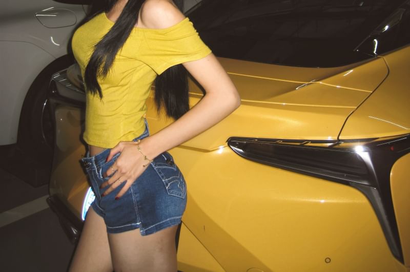 Plain One-Shoulder Tee Cropped Short-Sleeve