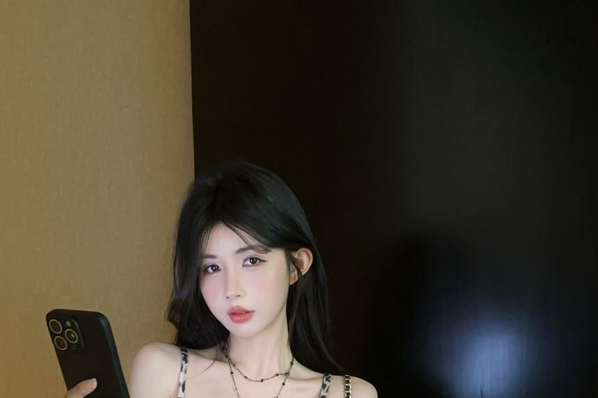 Print Top Ruffle Leopard Tie-Up Cami Slit Panel V-Neck