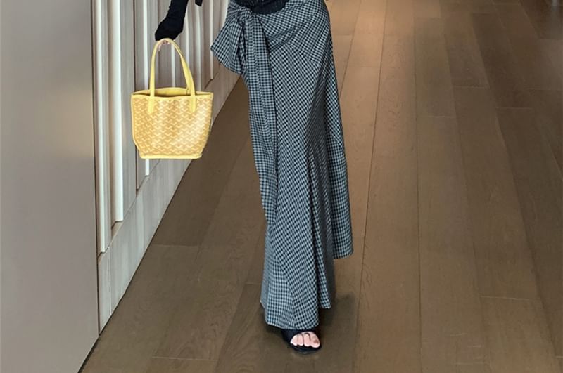 Pencil Neck Lace / Waist Plain Maxi Panel Pinstriped Top Tie-Up High Plaid Scoop Cardigan Tank Skirt