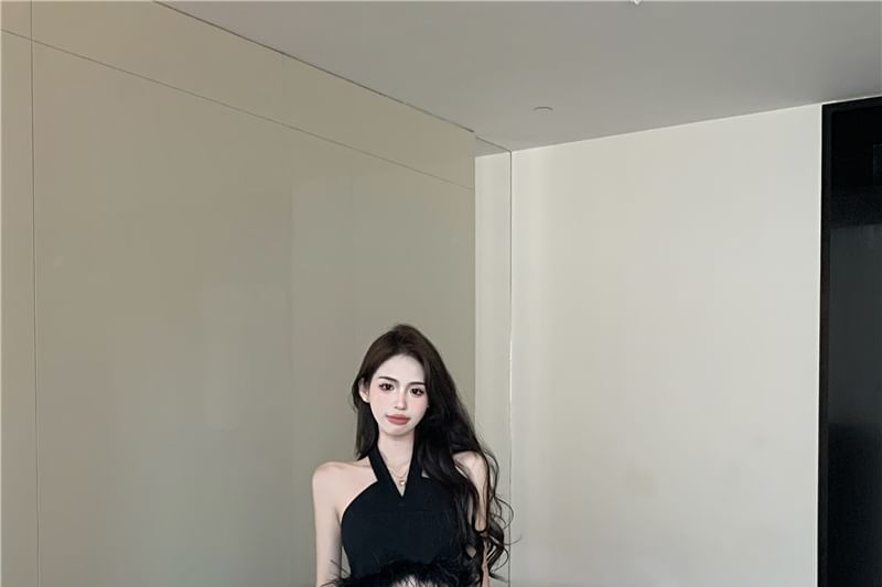 A-Line Pleated Plain Maxi High Waist Crop Feather / Trim Skirt Top Halter