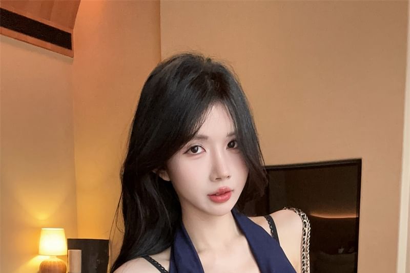 Camisole Cowl Plain V-Neck Top Halter Panel Neck / Lace