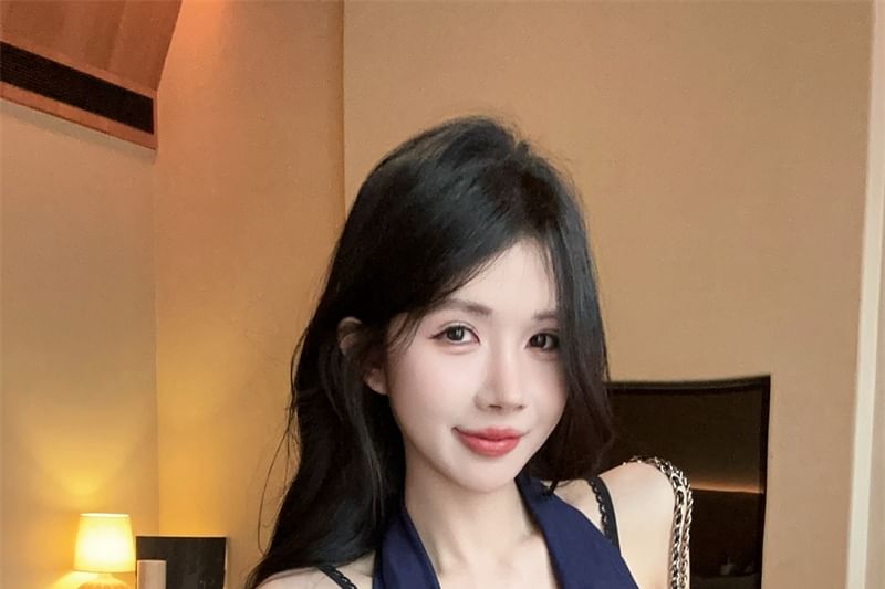 Camisole Cowl Plain V-Neck Top Halter Panel Neck / Lace